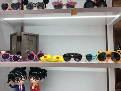 -回瑞眼镜·蔡司·依视路官方授权店(广益路万达店)