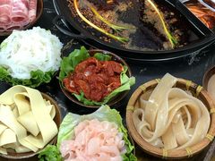 -乖嬢嬢重庆老火锅(南联店)