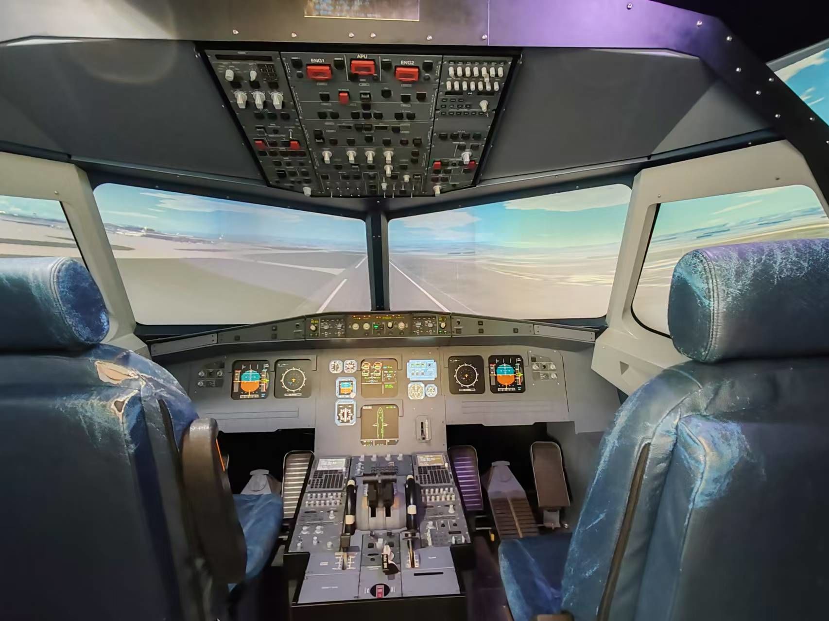 体验舱里的科技之旅