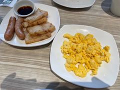 -必胜客(证大大拇指店)