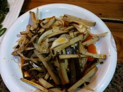 -严记小天府酸菜鱼(西四路店)