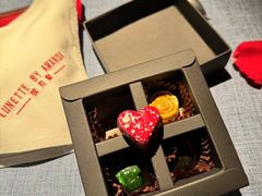 -弦月窗LUNETTE BY AMANDA(复兴路店)