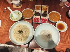 -裕兴记•蟹黄面馆(人民广场店)