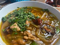 -越洋肖氏老米线(杨家坪店)