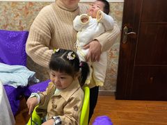 -爱的果实月嫂育婴师(世纪东方店)