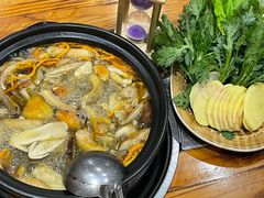 -菌之家·专业纯野生菌火锅·特色炒菌