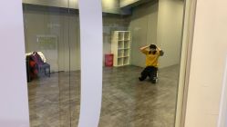 点击看大图 -CASTER跳舞俱乐部