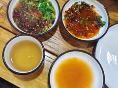 -猫爷的腔调·黔小馆(交大医学住宅区店)