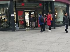 -杭州西湖银泰百货