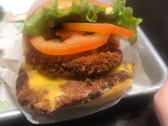 芝士牛肉蘑菇堡-Shake Shack(西单大悦城店)