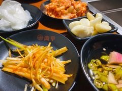 -肉甲韩国木炭烤肉(新壹街1店)