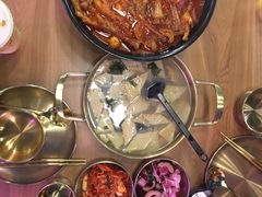 招牌辣鸡爪煲-HOTISLAND海鸡岛·韩国料理(江南西店)