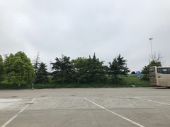 -平望服务区·停车场
