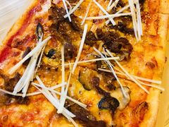 炙烤澳洲牛肉比萨-必胜客(大坪英利店)