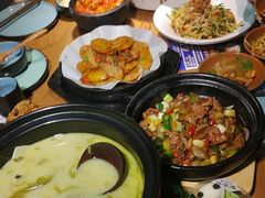 -九锅一堂酸菜鱼(学府凯德店)