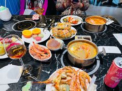 -淡尾·海鲜自助概念餐厅(虹桥南丰城店)