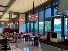 -上海虹桥西郊假日酒店