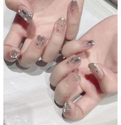 -雅洁美甲美睫