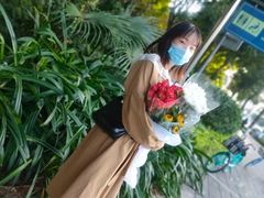 -溪岸路花鸟市场
