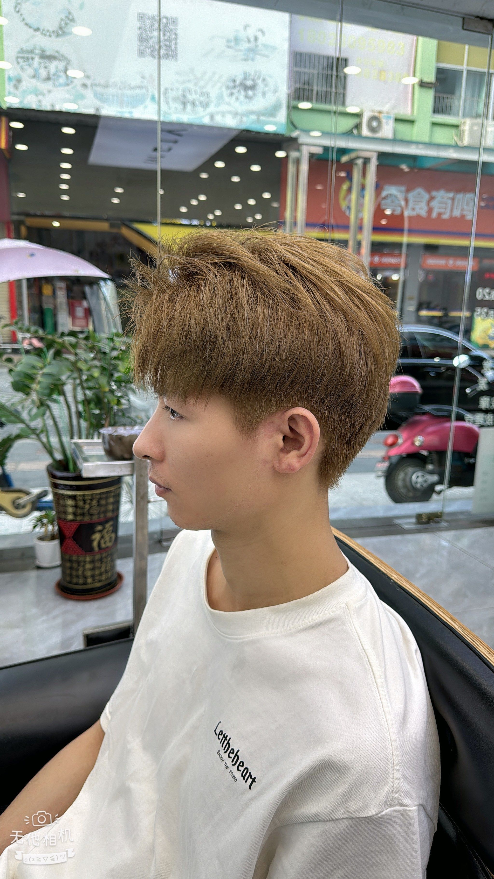 找阿山小哥哥技术比较好我染的是亚麻色比较喜欢你们看呢#男生染发