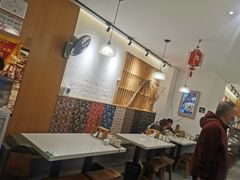 大堂-李与白包子铺(桐梓林店)