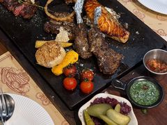 -Mark&Mars Restaurant