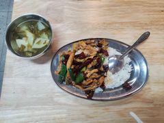 -夜夜香特色板筋盖饭