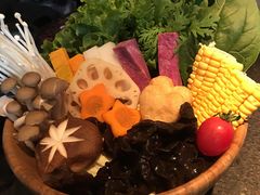 -湊湊火锅·茶憩(新中关购物中心店)