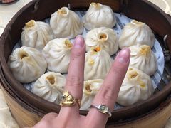 蟹粉小笼包-绿波廊(豫园店)