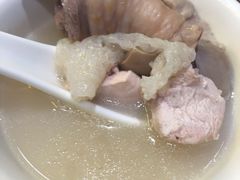 竹笙王猪肚鸡-顺德公广东猪肚鸡·煲仔饭(白石洲店)
