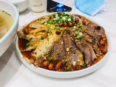 -犇逸·乐山跷脚牛肉·四川现炒(览海店)