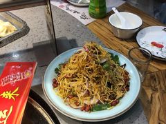 -山河屯铁锅炖(哈西站店)