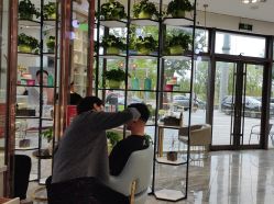 -MY WAY SALON