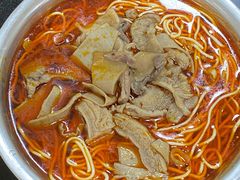 -薛记襄阳香辣牛肉面(平安路店)