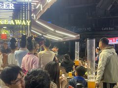 -刘姐啤酒鱼民族演艺餐厅(西街总店)