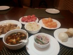 -山明水秀大饭店
