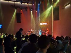 -TZ House音乐现场(来福士中心店)