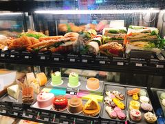 -星巴克臻选(周浦万达店)