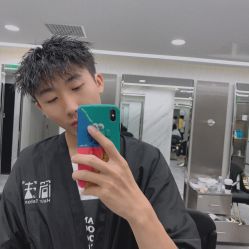 点击看大图 -简法造型·品牌形象店