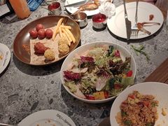 -芭莉与彩虹西餐厅(成都合生汇店)