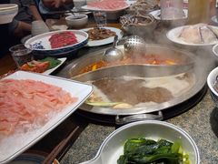 -小天鹅火锅·一线江景洪鼎旗舰店(洪崖洞店)