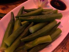 -拾光音乐餐酒吧(告庄星光夜市店)