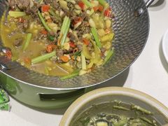 -绿草地·湘菜(7mall店)