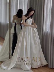 -南京宝娜嫁衣婚纱礼服馆(中央路店)