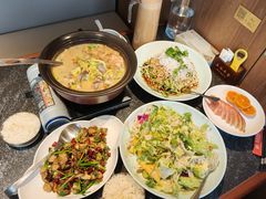 -五谷丰登农家院·地道胶东菜·海鲜烧烤(威海店)