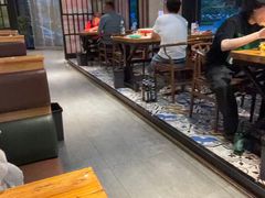 -小三峡食府(西五路店)