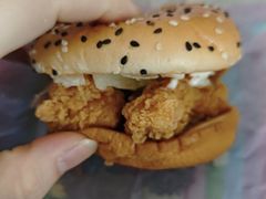 咔滋脆鸡肉堡-华莱士·全鸡汉堡(柳州店)