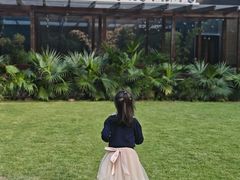 -九月里.自由花园餐厅