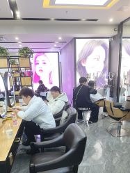 -藤野造型烫染·漂发