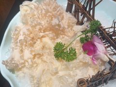 -老牌坊云南鱼豆花火锅(爱建店)